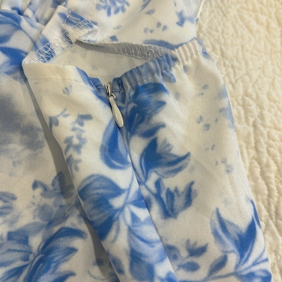 NWOT Women's Floral Dress Size Large - Picture 4 of 9